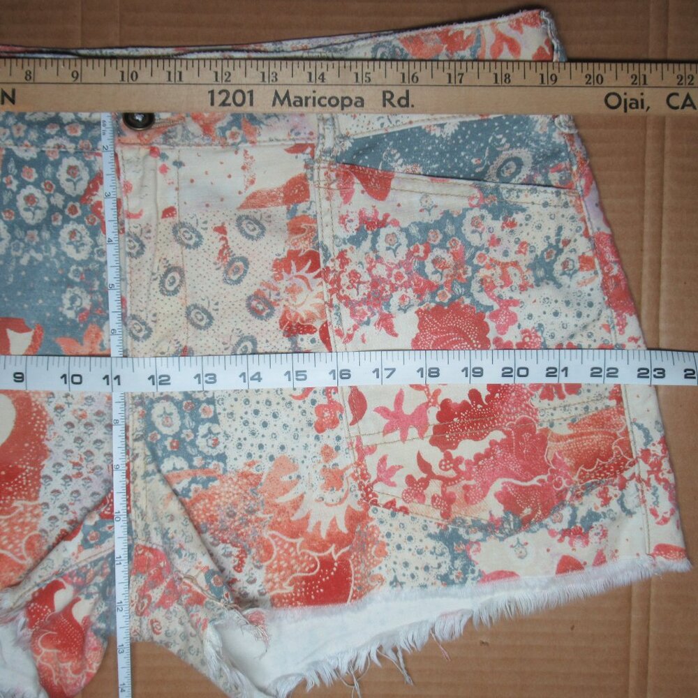 Pilcro 'The Wanderer' Patchwork Patterned Shorts … - image 5